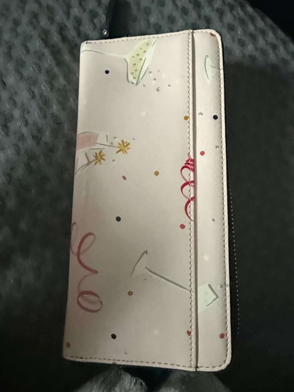 kate spade Light Pink Cocktail Print Zip Wallet with Gold Logo - Picture 4 of 4